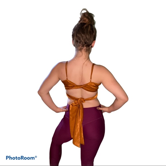 HYFVE Adjustable Crop Top size Small - Picture 3 of 4